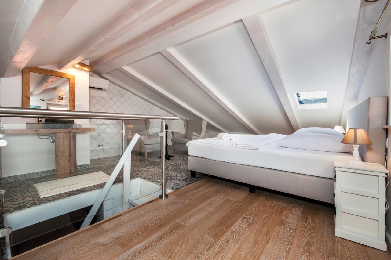 Casa Colloredo Free Parking โรวีน ภายนอก รูปภาพ