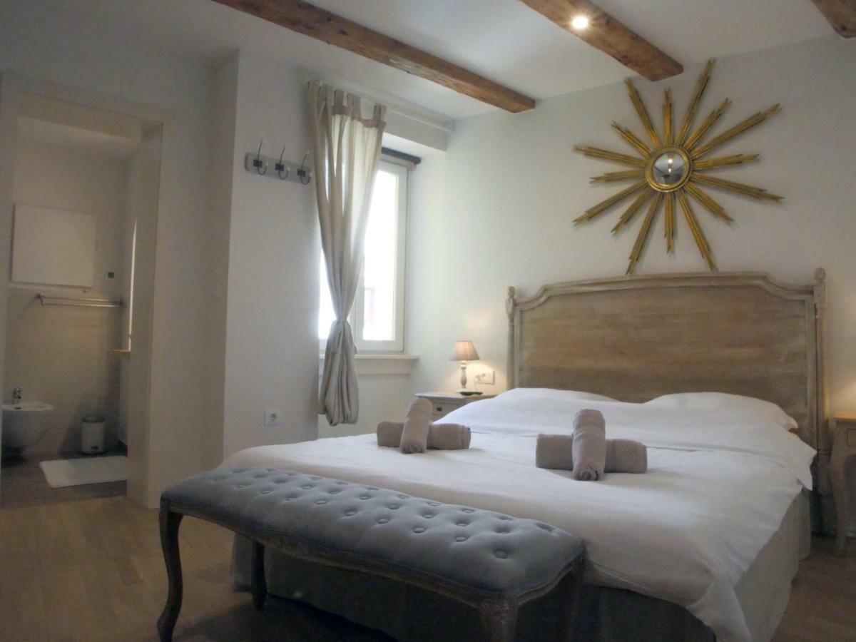 Casa Colloredo Free Parking โรวีน ภายนอก รูปภาพ