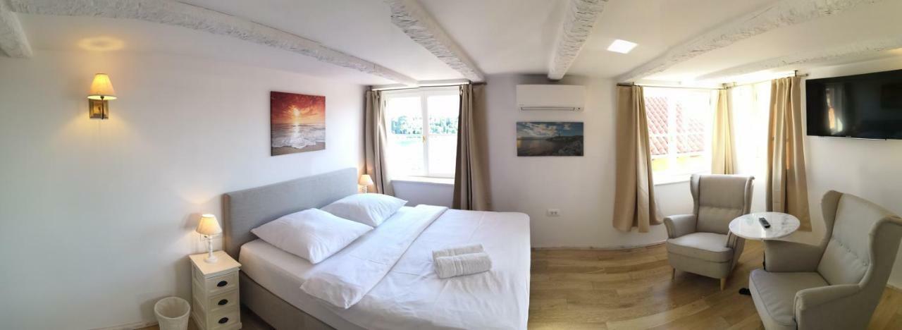 Casa Colloredo Free Parking โรวีน ภายนอก รูปภาพ